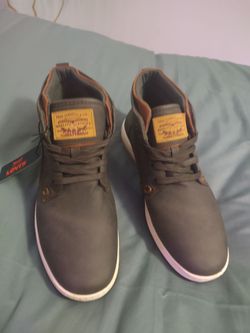 Levi's Mid-Top Chukka Sneaker Boots