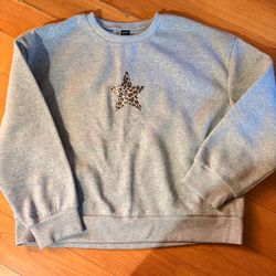 SHEIN Heather Gray Leopard Print Star Graphic Sweatshirt Pullover Long Sleeve