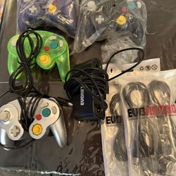 Evo Retro Game Cube Nintendo Controllers, Wires And Adapter 
