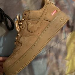 Supreme x Air Force 1 Low Wheat