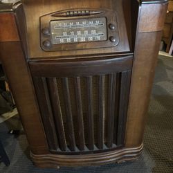 1946Philco  Console/sw/phonograph