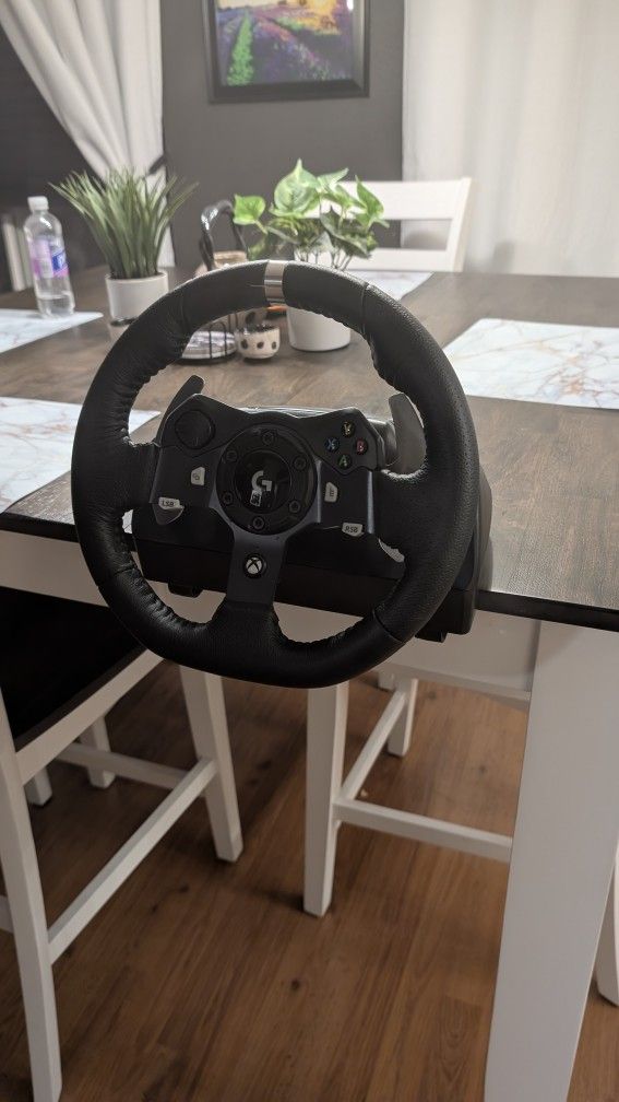 Logitech G920 Racing Wheel & Shifter – Like New / Perfect Condition!


