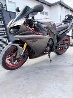 2009 R1