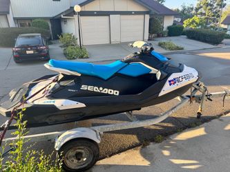 2018 Sea-Doo Spark 3 up w/ trailor