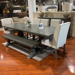Dining table set