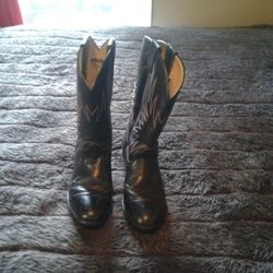 Pair of Durango Leather Cowboy Boots With Rubber Soles In Excellent condition Size 4