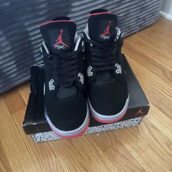 Jordan 4 Bred (2019)