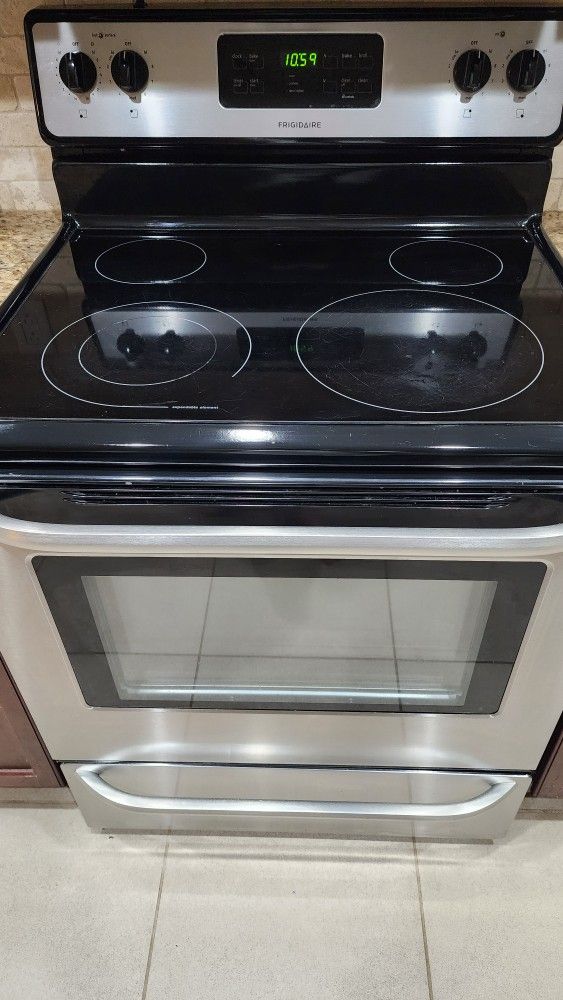 Frigidaire Stainless Steel Electric Stove