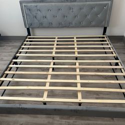 NEW IN BOX King Grey Platform Bed Frame 