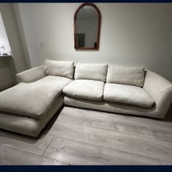 Cloud Couch Style – Feathers Sectional by Valyou 