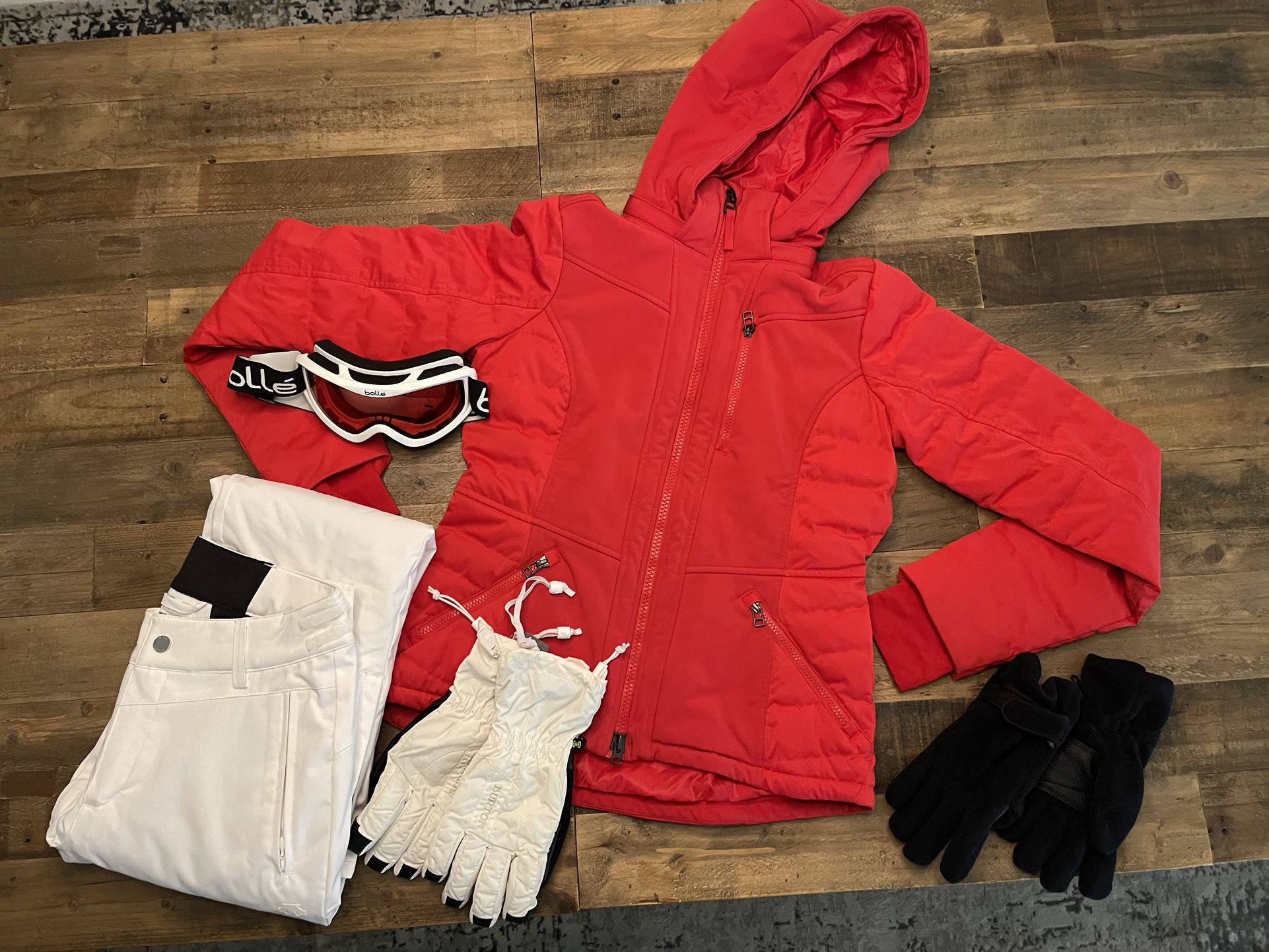 Women’s Ski Outfit - SMALL 