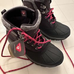 Women L.L. Bean Storm Chaser Lace Boot Brand New