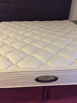 Simmons Beautyrest Classic Pillowtop King Size Mattress