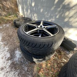 Like New!!!!    17 Inch  Tires And Rims