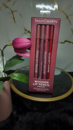 Beauty Creations Lip Liners