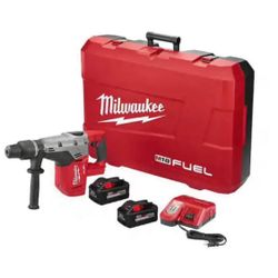Milwaukee M18 FUEL 18V Lithium-Ion Brushless Cordless 1-9/16 in. SDS-Max Rotary Hammer Kit w/ Two 8.