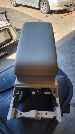 Subaru Outback Center Console