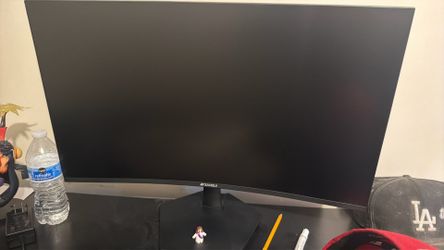 Curved gaming monitor 27inch