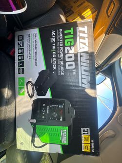 Titanium TIG 200 Professional Welder