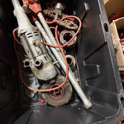 Ridgid Handheld Electric Power Drive Pipe Threader Model 700 8 Dies (ttt11