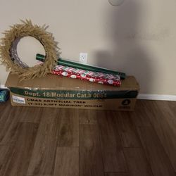 XMAS TREE… WHITE TREE! 