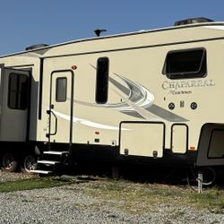 RV Coachmen Chaparral 2017