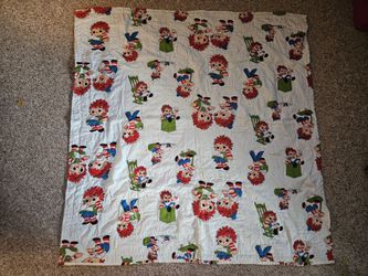 Vintage Handmade Raggedy Ann and Andy Quilt