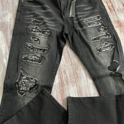 Amiri  Both Are Sz 40