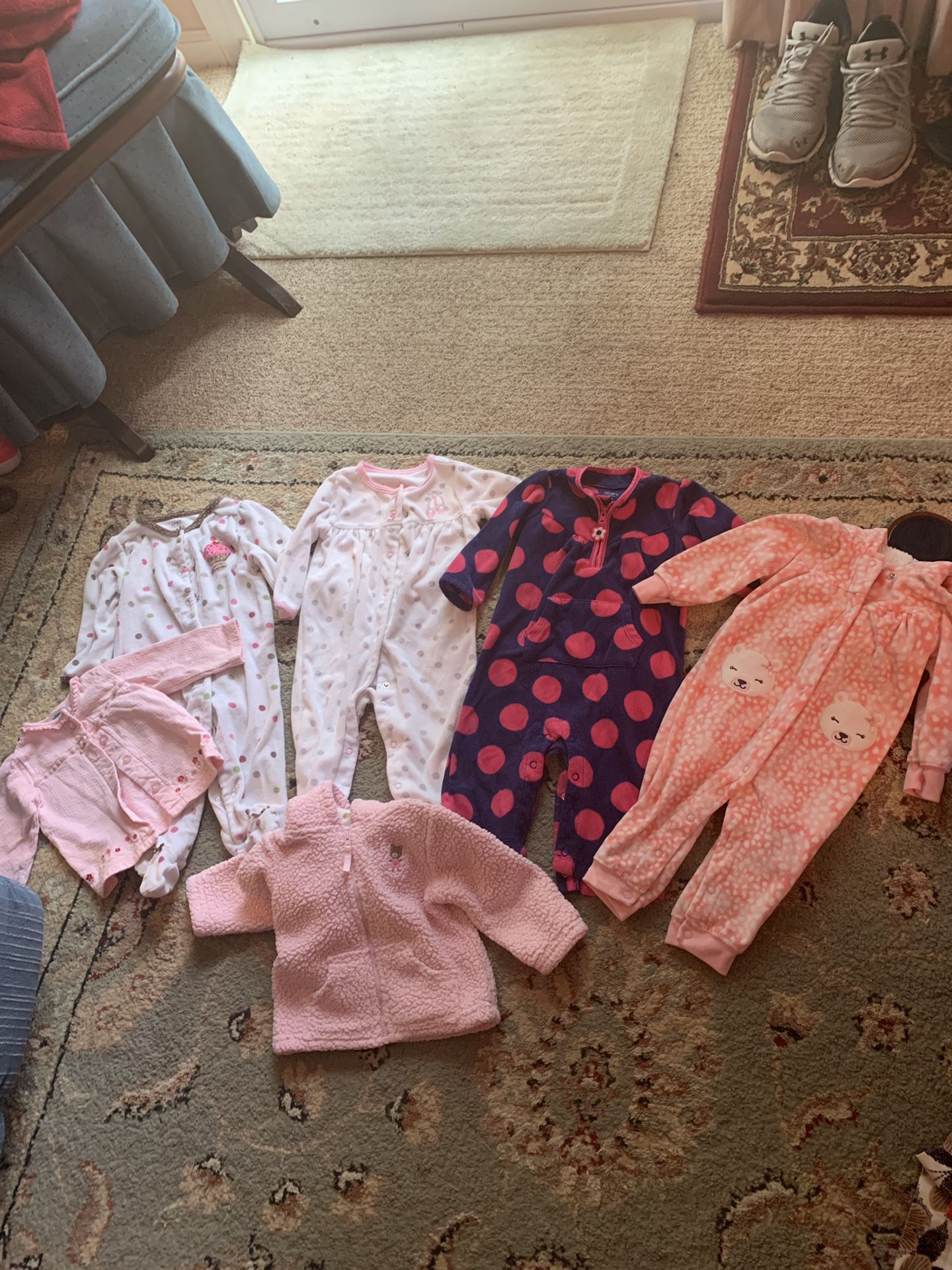 Baby’s carters 9 month winter clothes