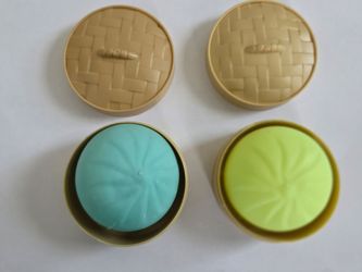 Stress Relief Squeeze mini dumplings with basket