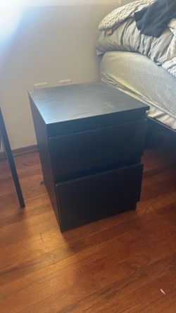 Nightstand/drawer