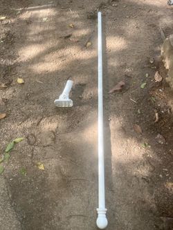 Flag pole holder