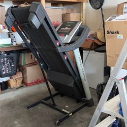 Older Treadmill In Good Working Condition