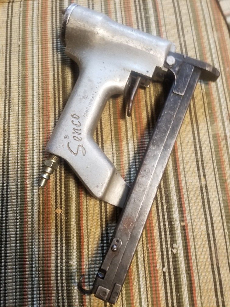Senco Staple Gun 3/4.