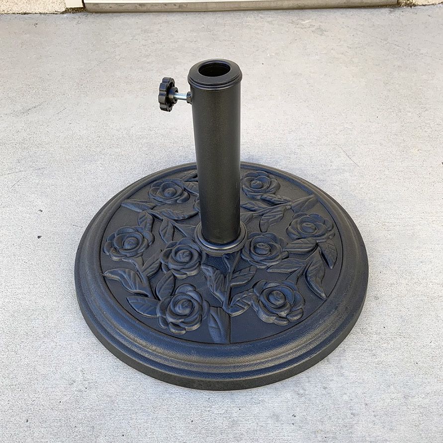 (Brand New) $25 Lightweight Patio Umbrella Base 18” Round Base Stand Outdoor Garden Market, Weight 18 lbs