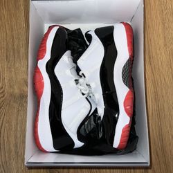 Jordan 11 Retro Low 