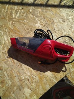 Dirt Devil Vacuum
