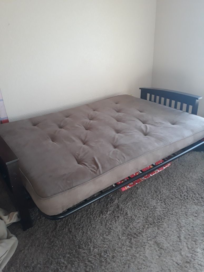 Futon bed