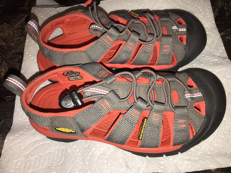 Keen shoes