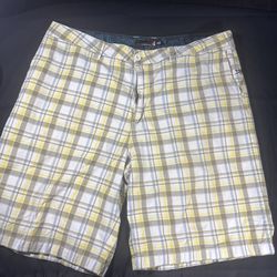 Quicksilver Shorts Men's 40  Yellow,brown, And Blue Shorts