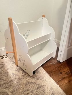 Kids Bookshelf