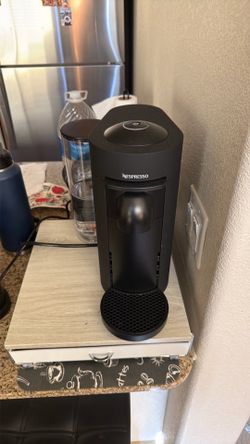 Nespresso Deluxe plus coffee machine