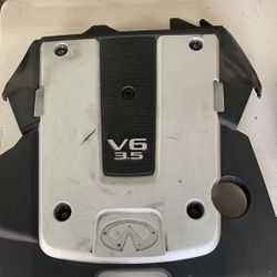 Infiniti V6 3.5 Engine Cover