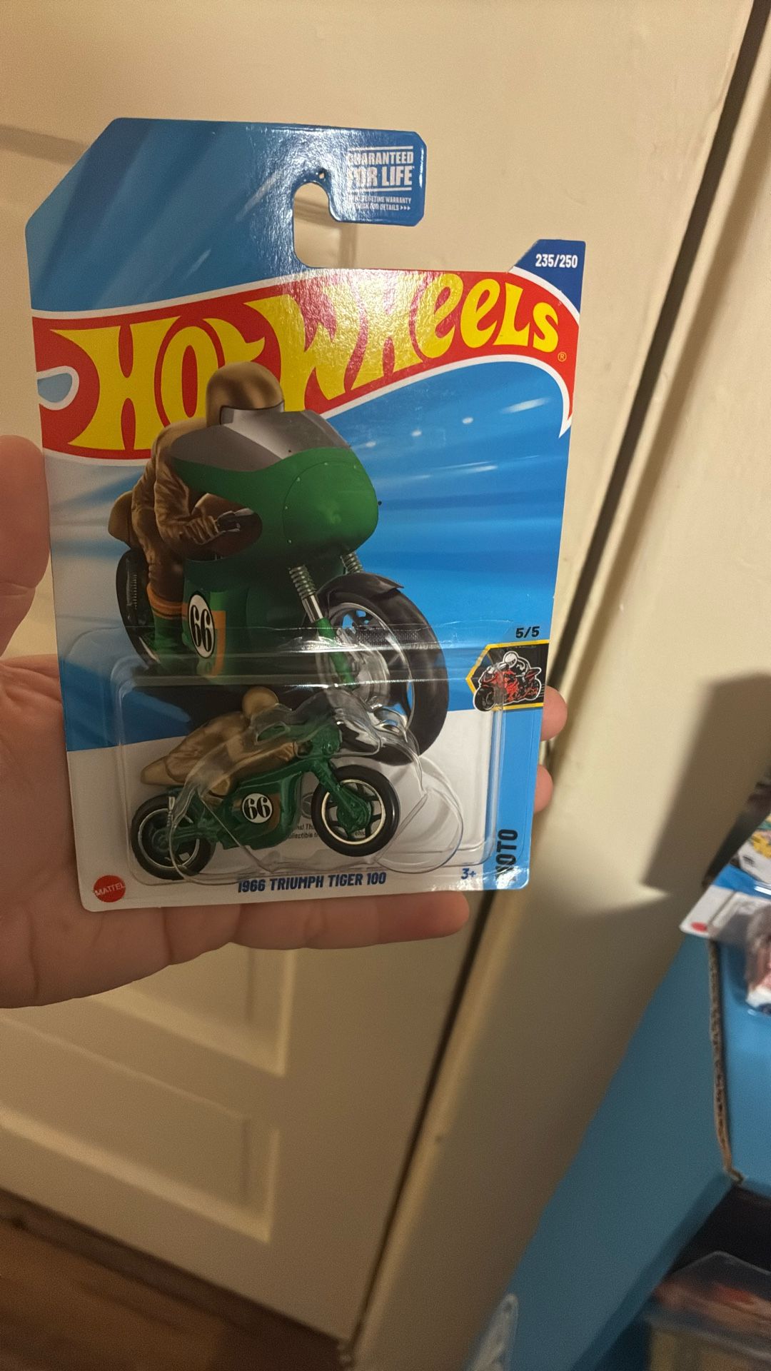 Hotwheels 1966 TRIUMPH TIGER 100