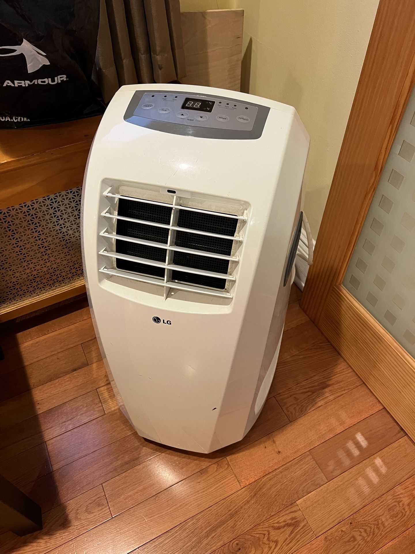 LG 9000 BTU Air Conditioner