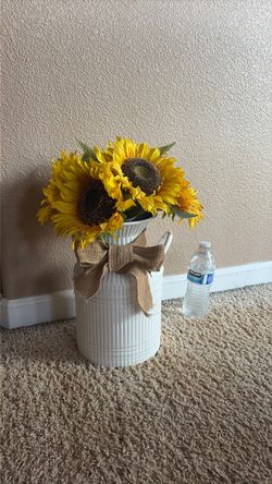 Rustic sunflowers arrangement
