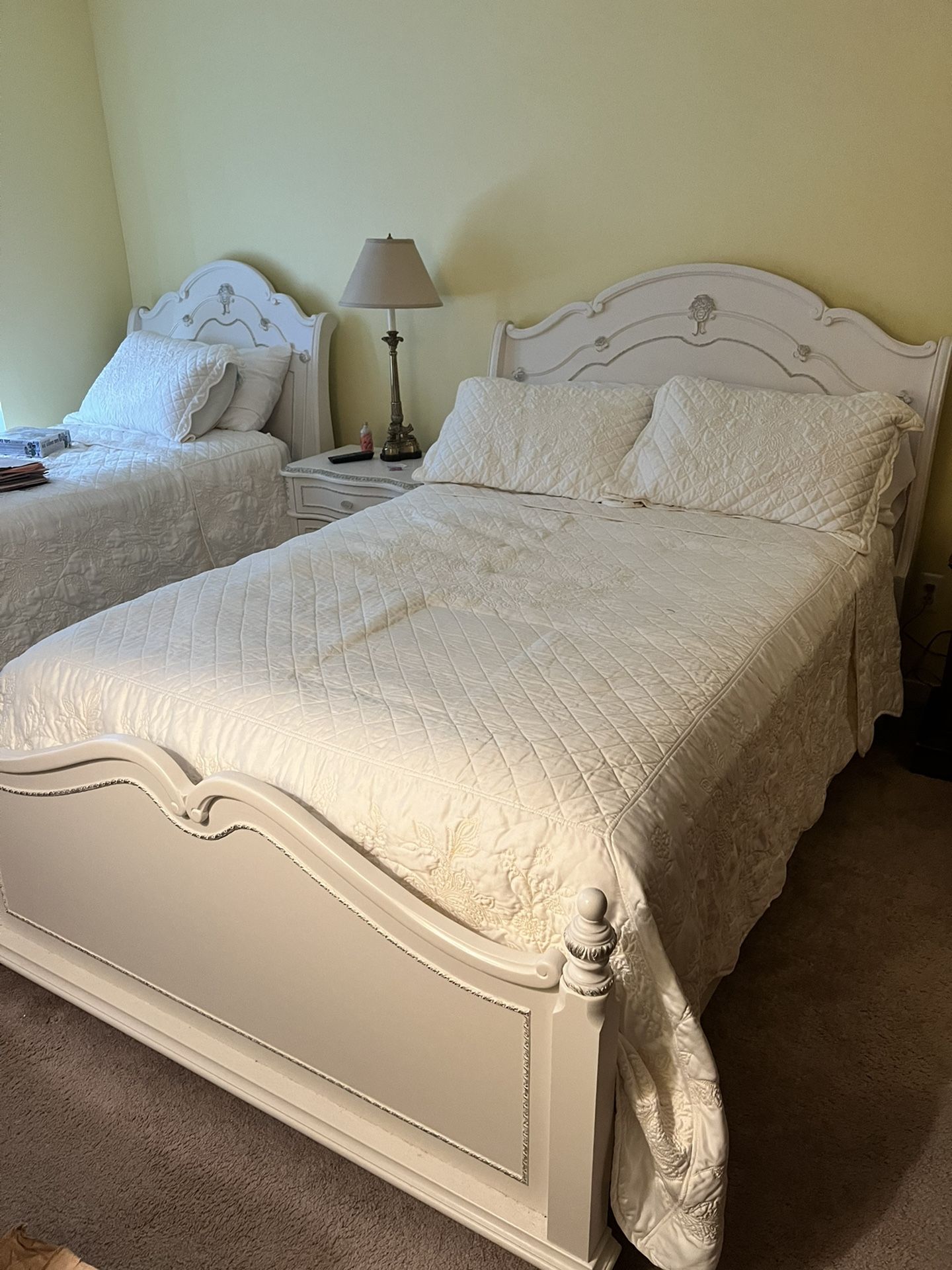 COMPLETE BEDROOM SET