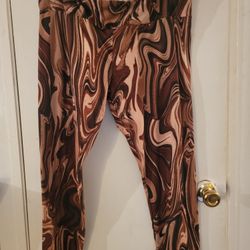 No Boundaries Brown and Beige Swirl Leggings Size XXXL (21)