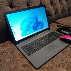 Laptop HP-255 G7-AMD-A6-8GB Ram-128gb HD SSD Solid-Go-od For Stud-ents.