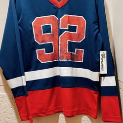 NWT size XS/ No Boundaries Hockey Jersey Style Shirt with Long Sleeves